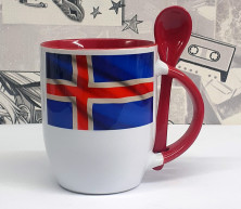 Фото красной кружки с ложкой в ручке Флаг Исландии