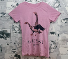 Фото женской футболки Гуси - га га га / Gussi ga-ga-ga