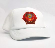 Фото белой бейсболки Герб СССР
