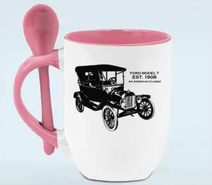 Американская классика - Форд Модель Т 1908 (Ford model t est. 1908 an american classic) кружка с ложкой в ручке (цвет: белый + розовый)