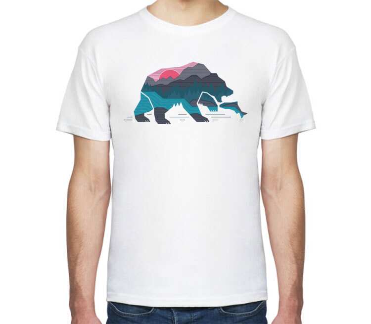 Медведь на рыбалке мужская футболка с коротким рукавом (цвет: белый)