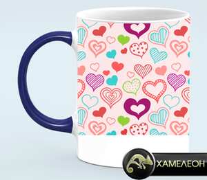 Designer colorful hearts - красочные сердца кружка хамелеон с полной запечаткой (цвет: белый + синий)