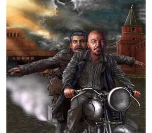 Ленин и Сталин на мотоцикле женская футболка с коротким рукавом (цвет: белый)