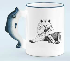 Медведь с баяном кружка с ручкой в виде дельфина (цвет: белый + синий)
