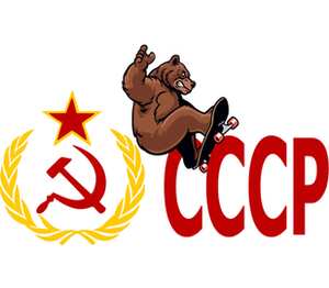 Медведь на скейте СССР кружка двухцветная (цвет: белый + красный)