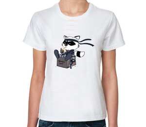 Енот камикадзе женская футболка с коротким рукавом (цвет: белый)