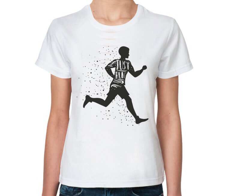 Футболка забег. Классные футболки для бега. Бегать в футболке. Футболка принт бег. Женская футболка бег.